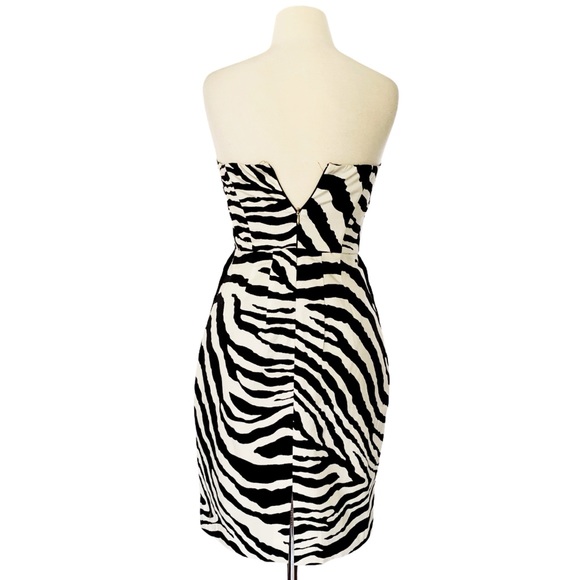Express zebra stripe strapless dress size 4 - Picture 4 of 5